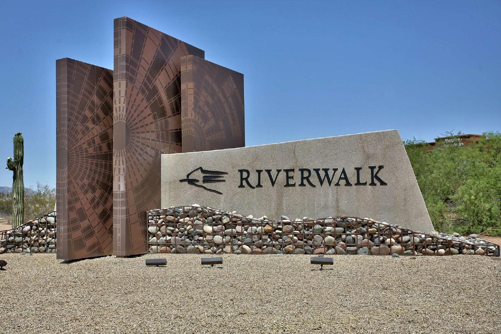 Hampton Inn & Suites Scottsdale At Talking Stick Exterior photo